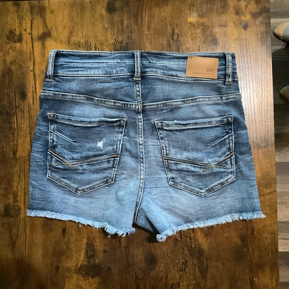 BKE Blue Jean Shorts Distressed Cut-Off Style - Picture 2 of 4